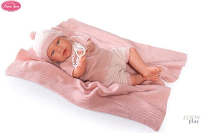 Mi Primer Reborn Daniela con toquilla